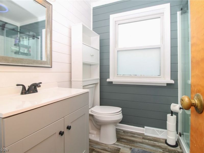 1913 Cloverbrook Drive , Mineral Ridge, OH 44440 Photo 21