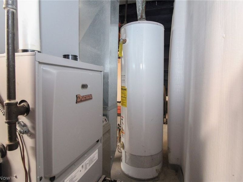 1913 Cloverbrook Drive , Mineral Ridge, OH 44440 Photo 28