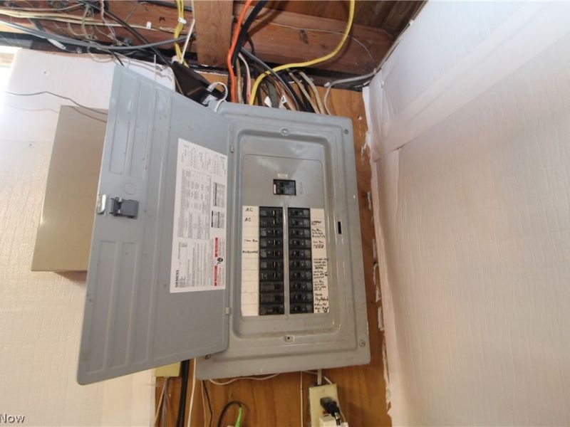 1913 Cloverbrook Drive , Mineral Ridge, OH 44440 Photo 29