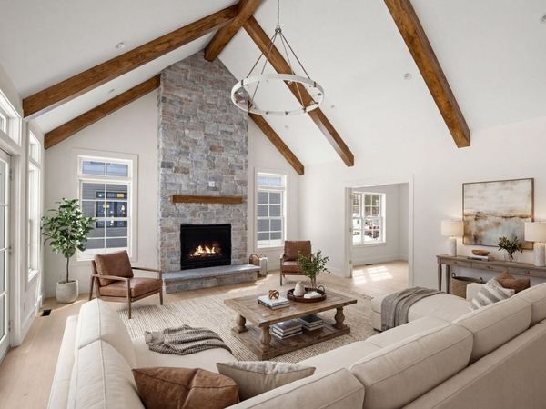 86 Wadleigh Street, Exeter, NH 03833