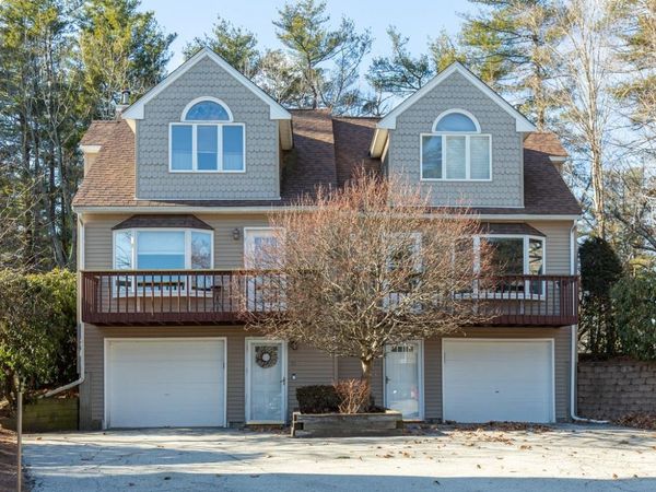 15 Newells Meadow Lane, Derry, NH 03038