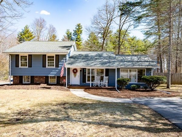 75 Hall Road, Londonderry, NH 03053