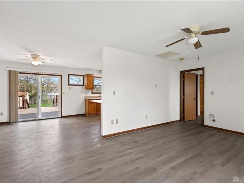 3480 Redbud Drive, Troy, OH 45373 Photo 6