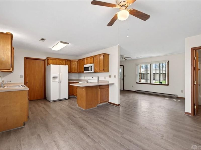 3480 Redbud Drive, Troy, OH 45373 Photo 9