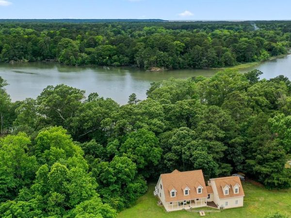 367 EDGEWATER LANE, MONTROSS, VA 22520