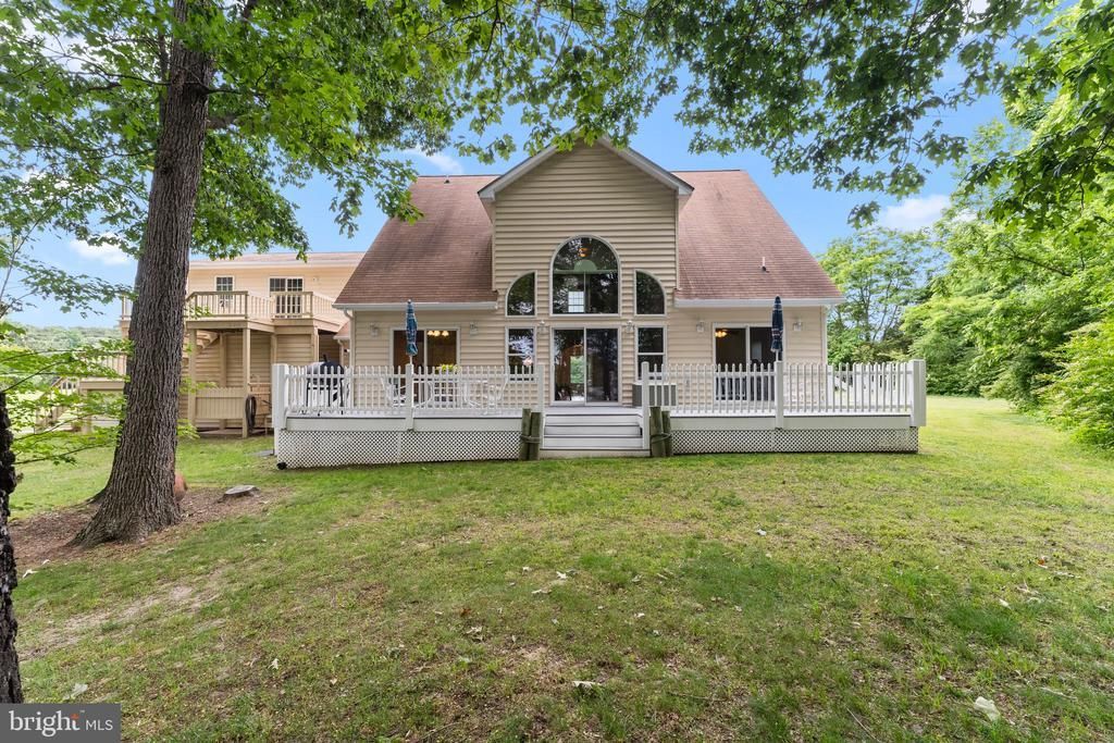 367 EDGEWATER LANE, MONTROSS, VA 22520