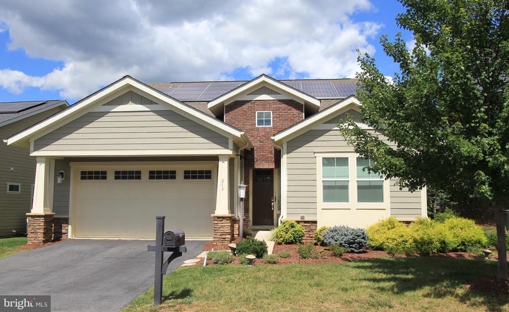 213 Grebe Drive, Lake Frederick, VA 22630 Main Photo