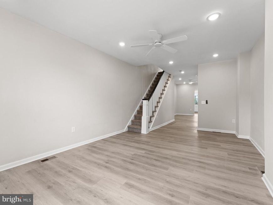 3010 Emerald Street, Philadelphia, PA 19134 Main Photo
