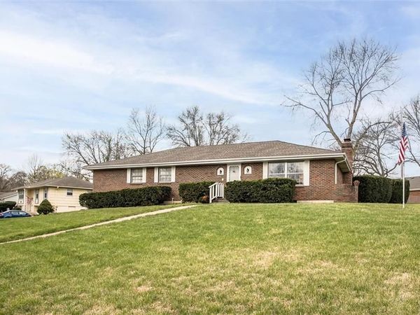 8300 Northern Street, Raytown, MO 64138
