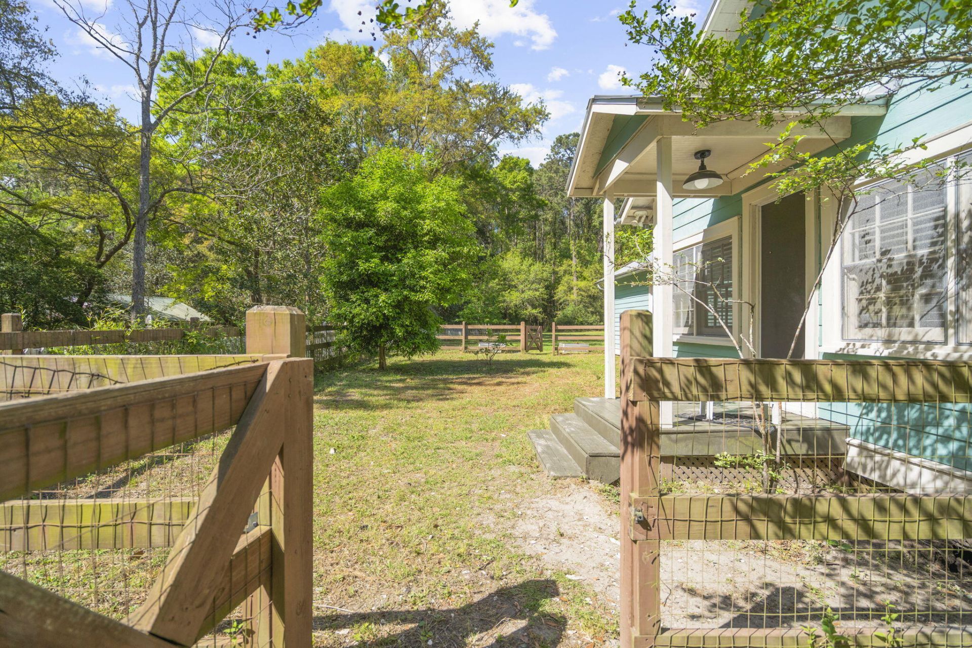 4317 Highway 165 Photo 14