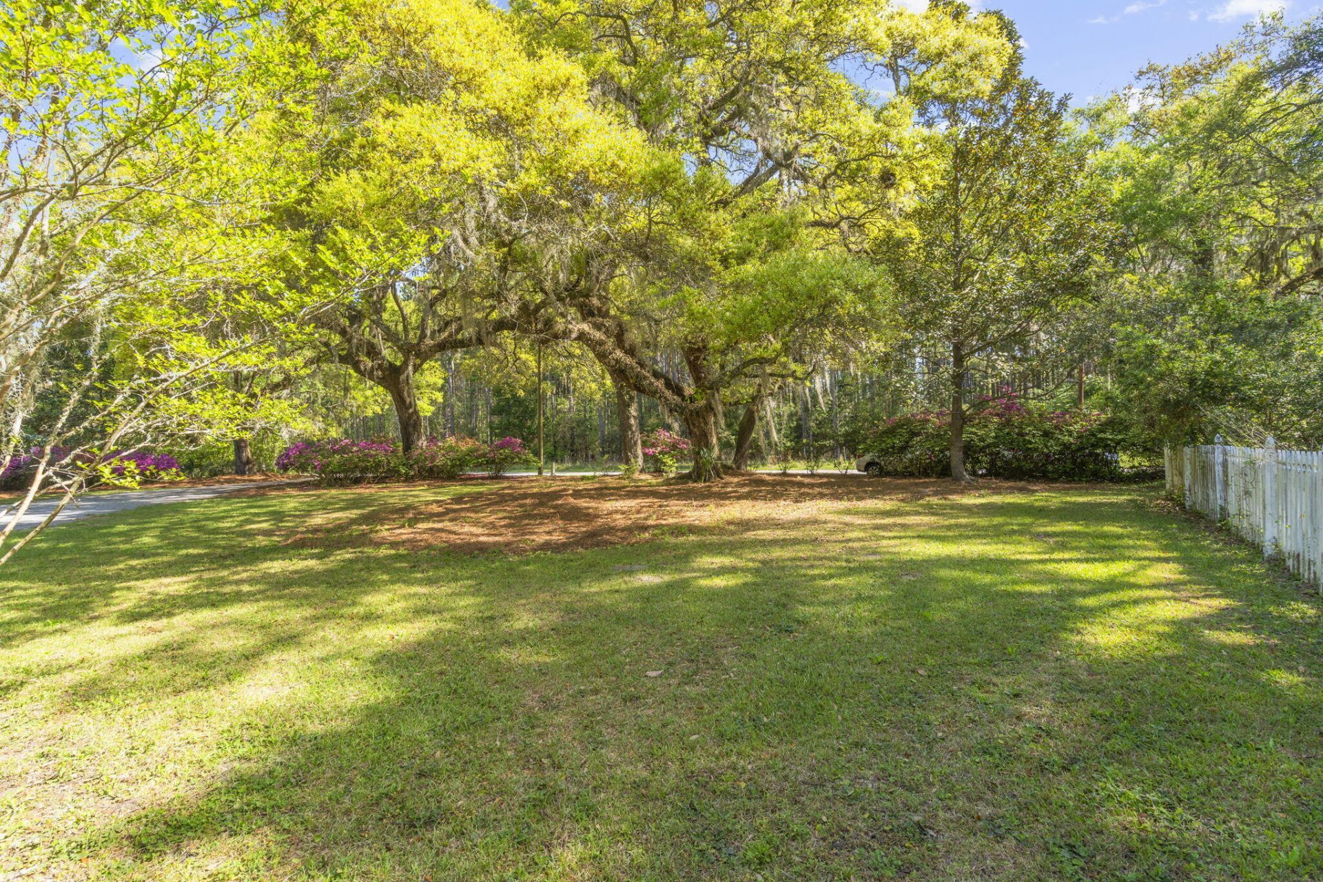 4317 Highway 165 Photo 16