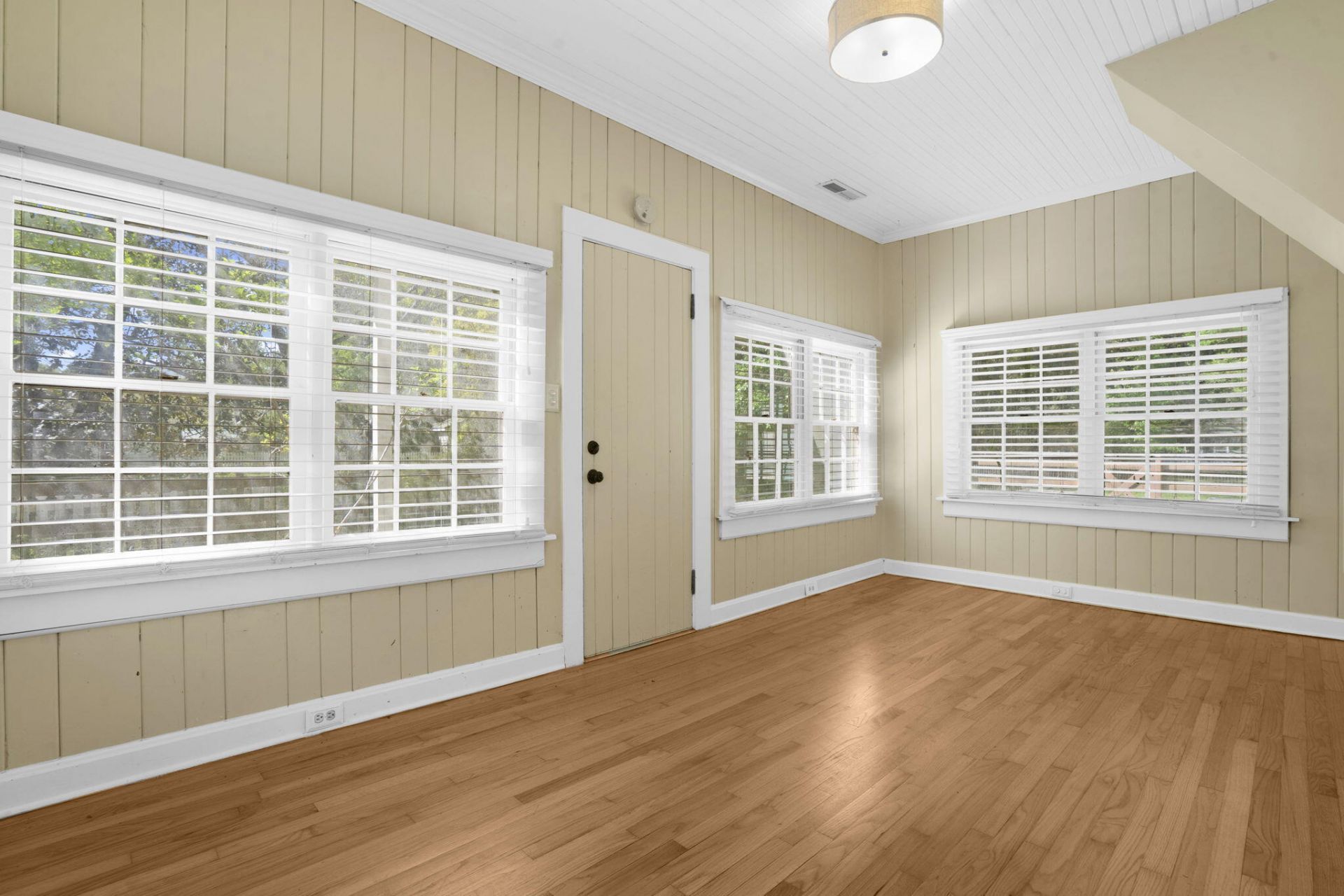 4317 Highway 165 Photo 35