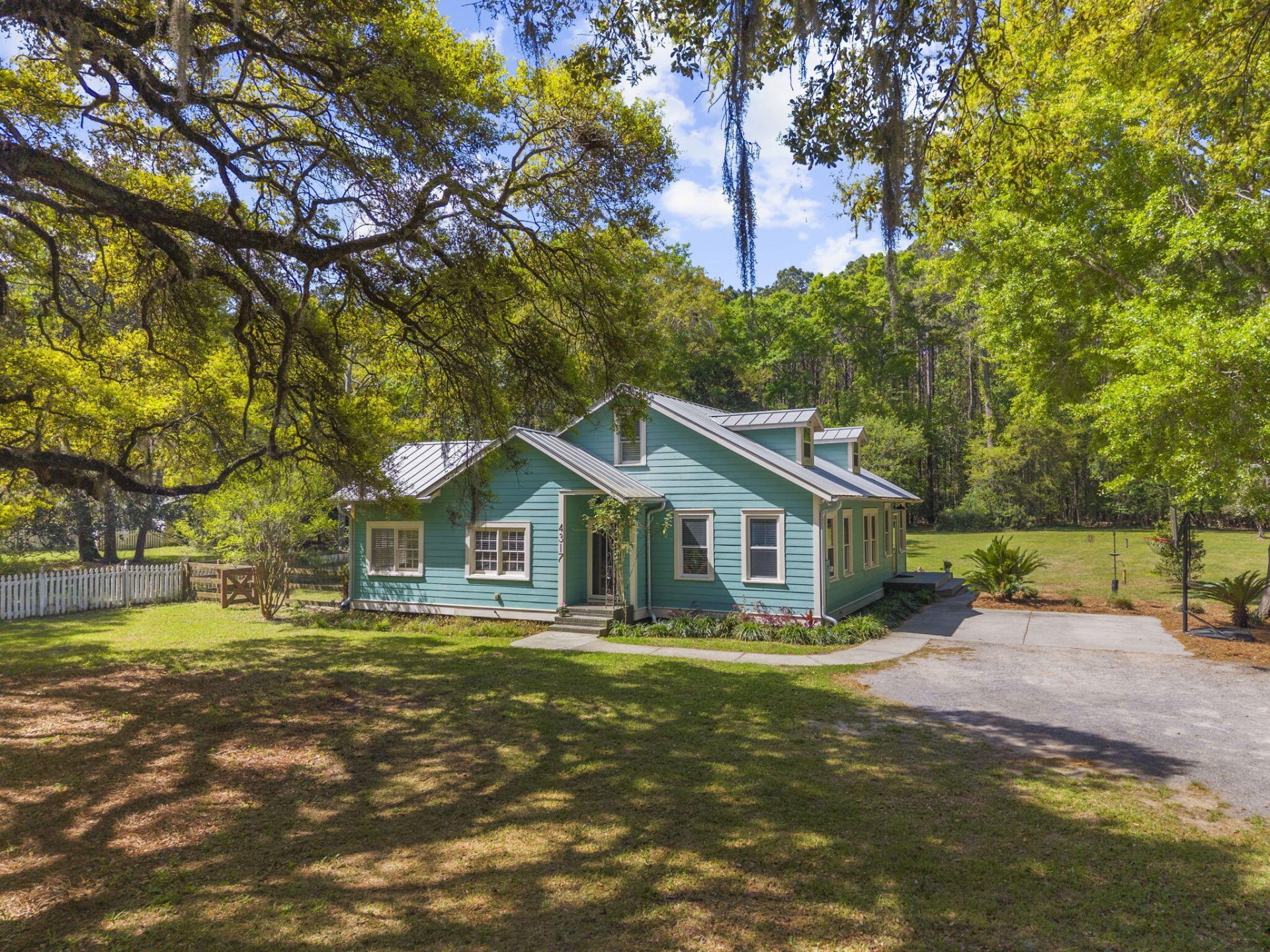 4317 Highway 165 Photo 50