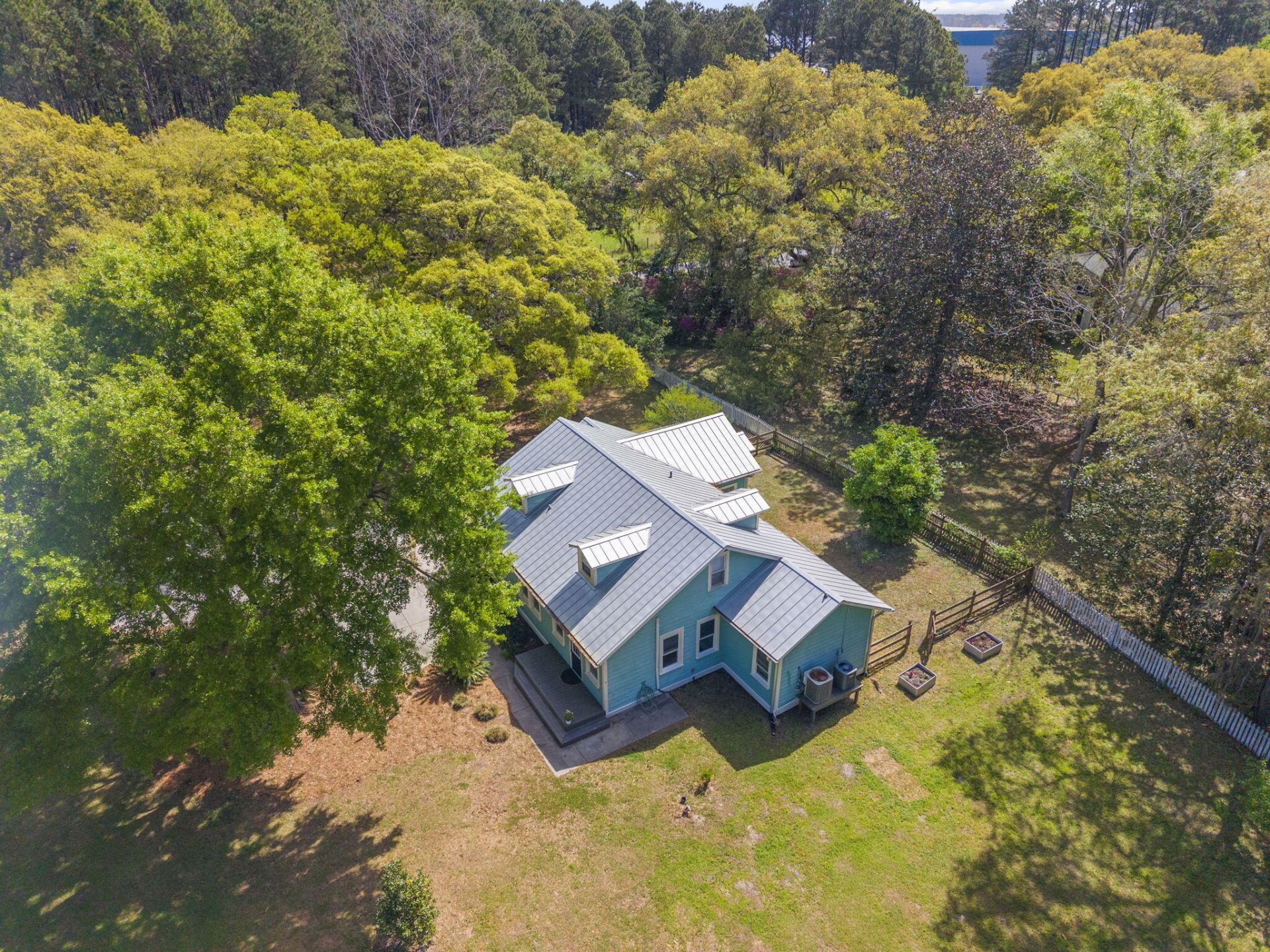 4317 Highway 165 Photo 64