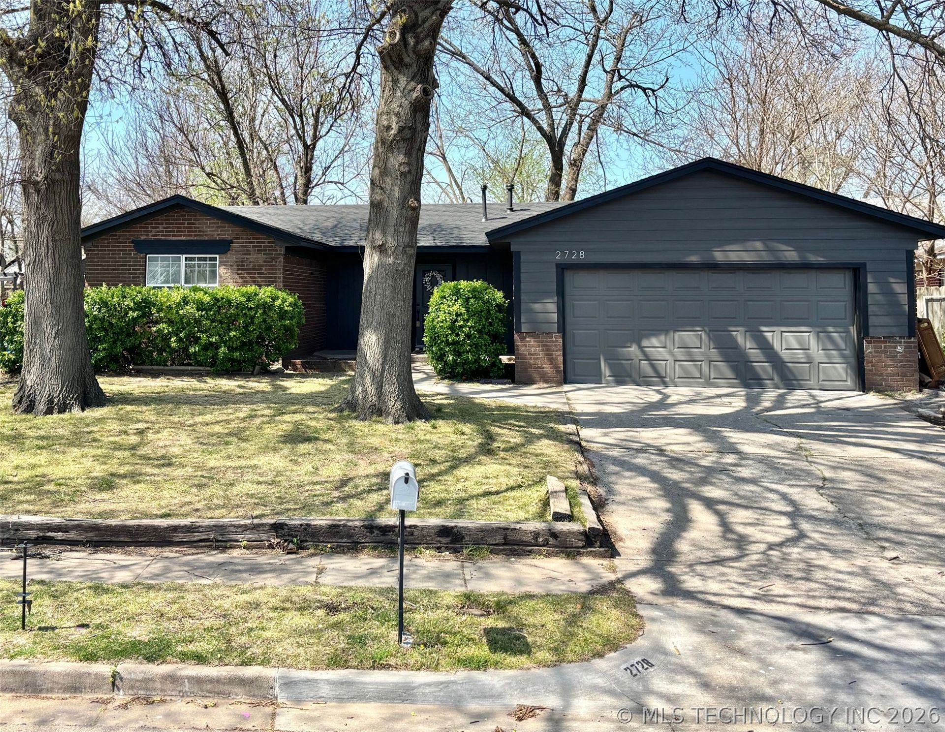 2728 S 116th East Avenue, Tulsa, OK 74129 Main Photo