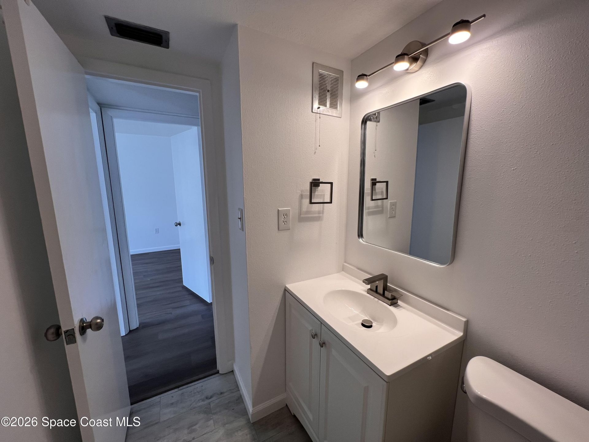 8401 N Atlantic Avenue, Unit H9, Cape Canaveral, FL 32920 Photo