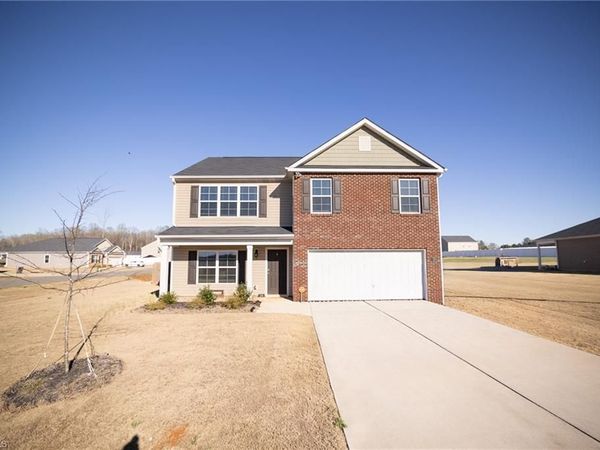 109 Bunting Drive, Lexington, NC 27295