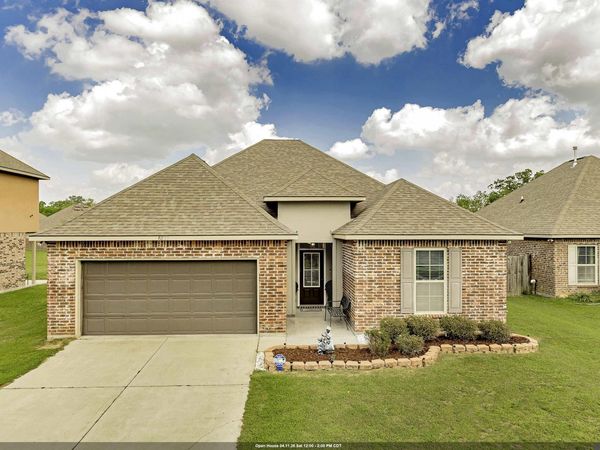 8839 Black Birch Ave, Zachary, LA 70791