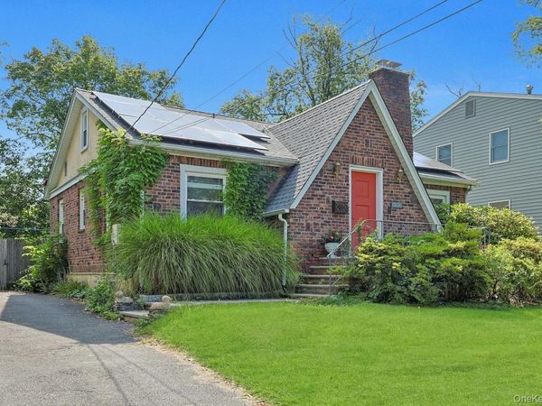 15 Westend Avenue, Nyack, NY 10960