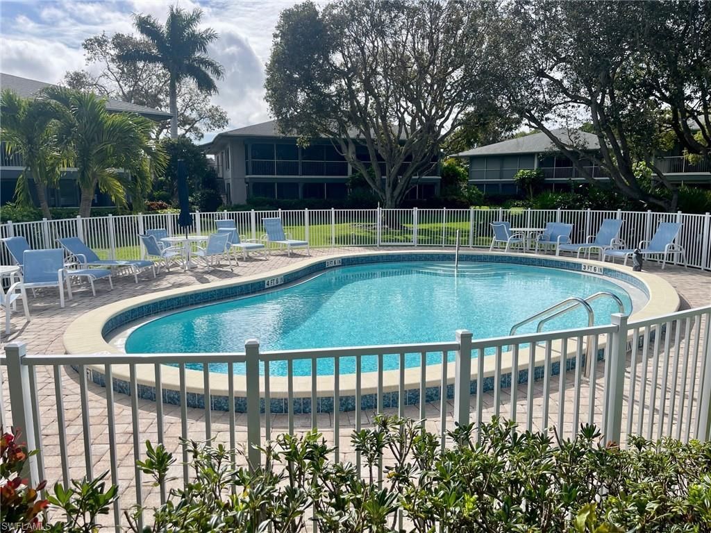 3300 Binnacle Dr, Unit 205, Naples, FL 34103 Photo