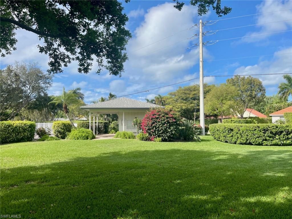3300 Binnacle Dr, Unit 205, Naples, FL 34103 Photo