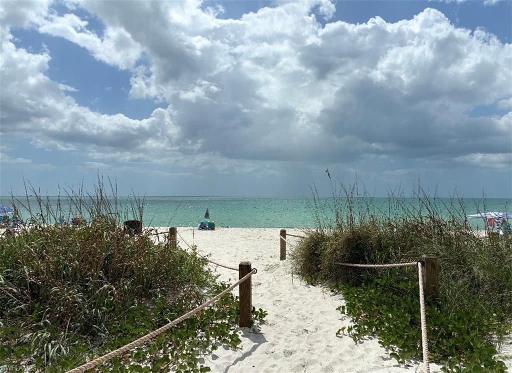 3300 Binnacle Dr, Unit 205, Naples, FL 34103 Photo