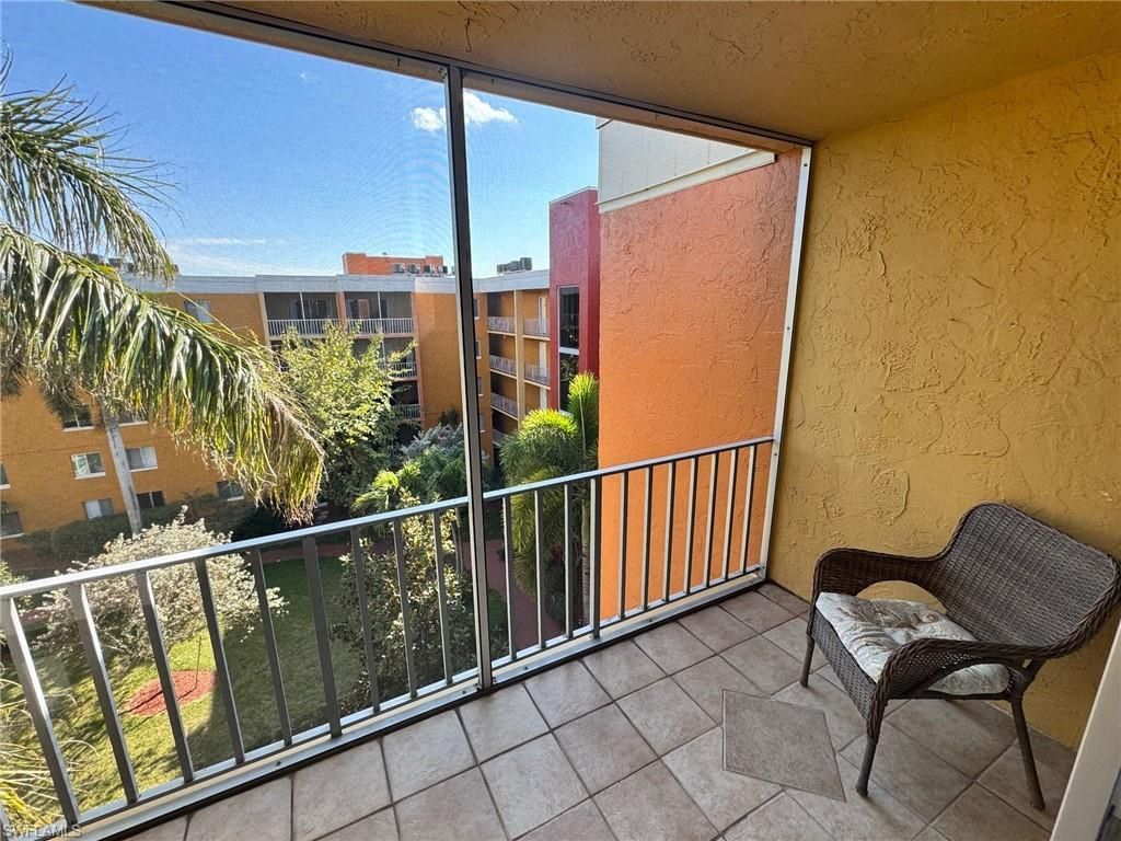 2366 E Mall Dr , Unit 514, Fort Myers, FL 33901 Photo