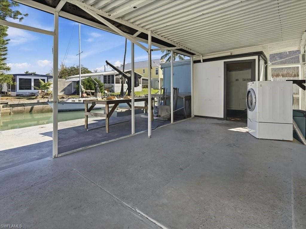 657 Palm Ave E, Goodland, FL 34140 Photo