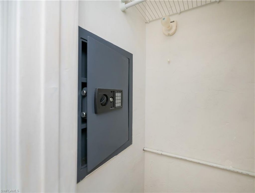 4396 Bowsprit Ct, Unit 4E, Fort Myers, FL 33919 Photo