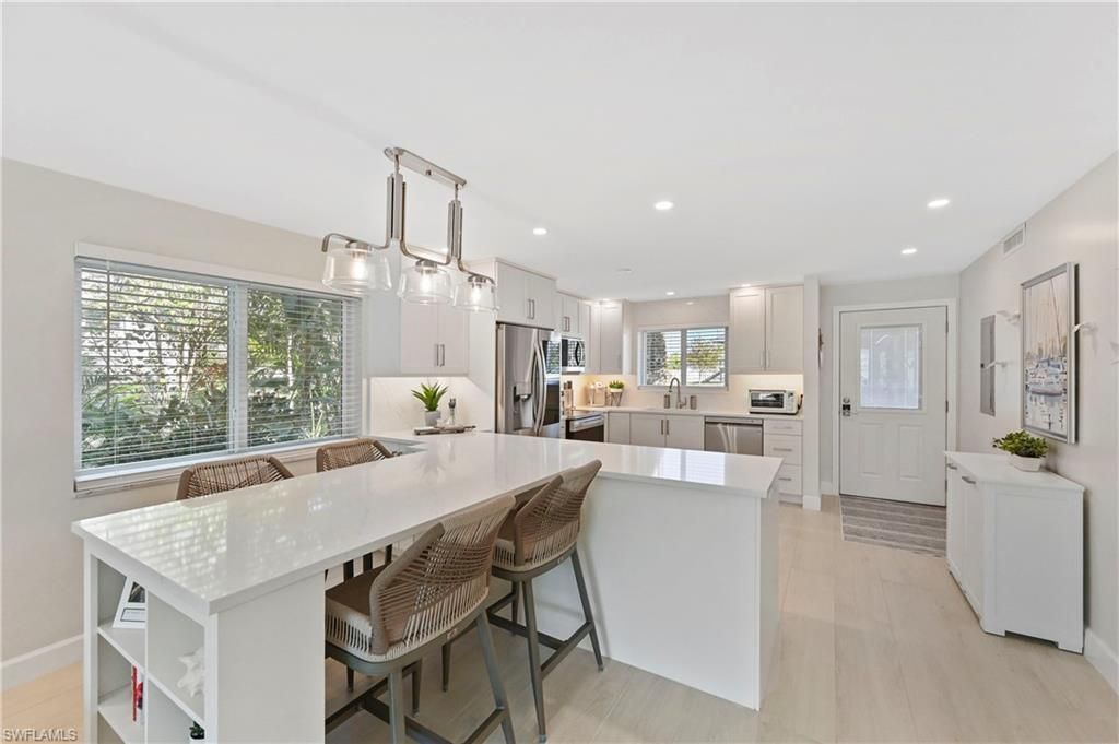 1686 Blue Point Ave , Unit B5, Naples, FL 34102 Photo