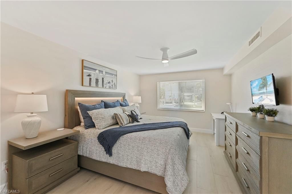 1686 Blue Point Ave , Unit B5, Naples, FL 34102 Photo