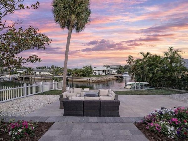 3461 Lakeview DR , NAPLES, FL 34112