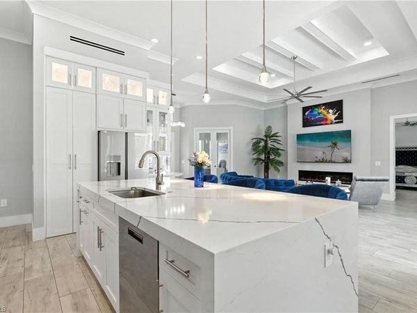 1631 N Copeland DR , MARCO ISLAND, FL 34145