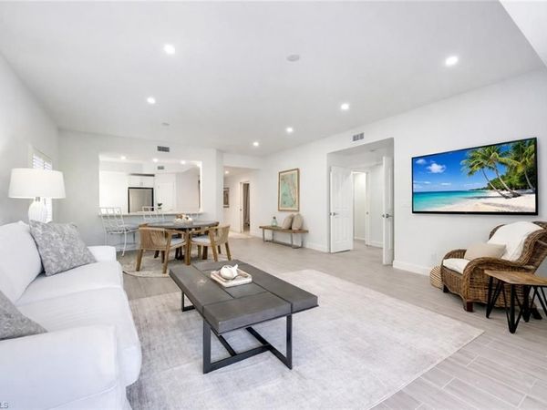 2806 Aintree LN, Unit H102, NAPLES, FL 34112