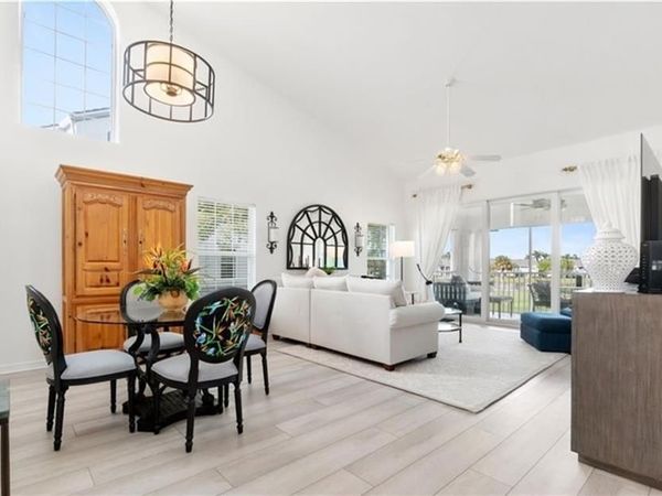 5928 Sand Wedge LN , Unit 1805, NAPLES, FL 34110