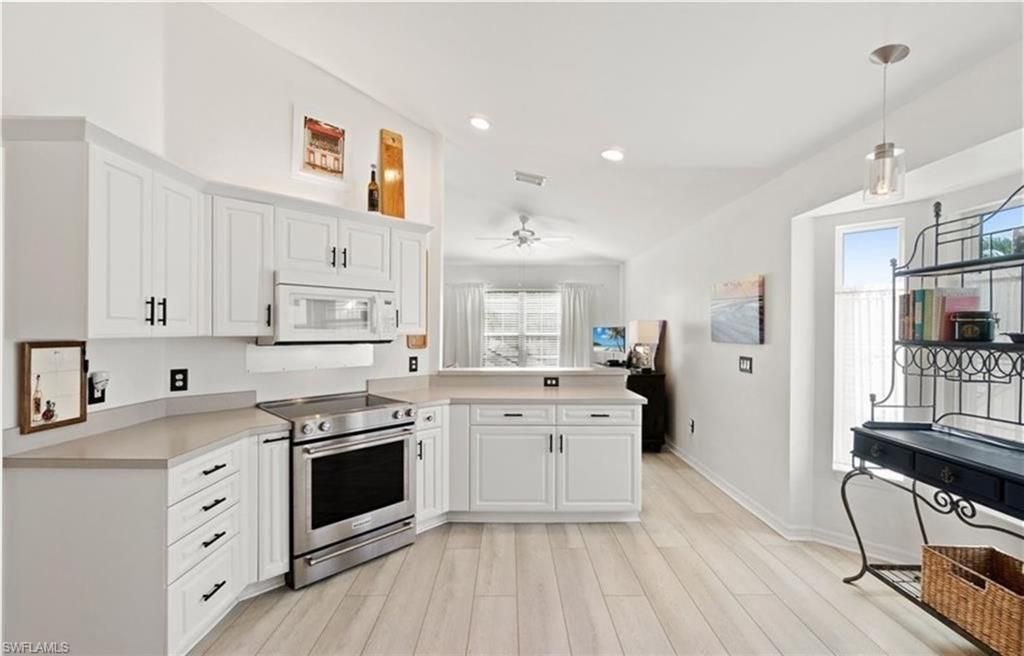 5928 Sand Wedge Ln, Unit 1805, Naples, FL 34110 Photo