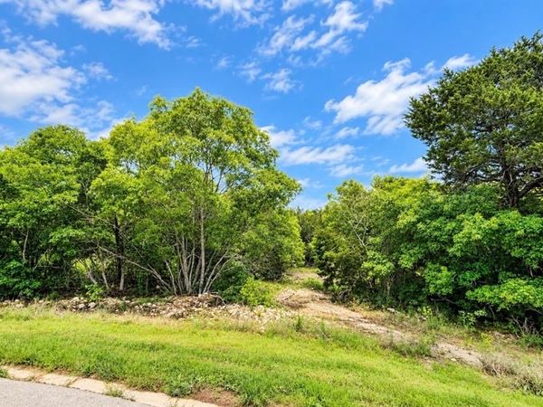 8505 Shetland Court W, Cleburne, TX 76033