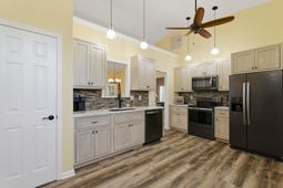 1507 Medinah Ln.  photo 4