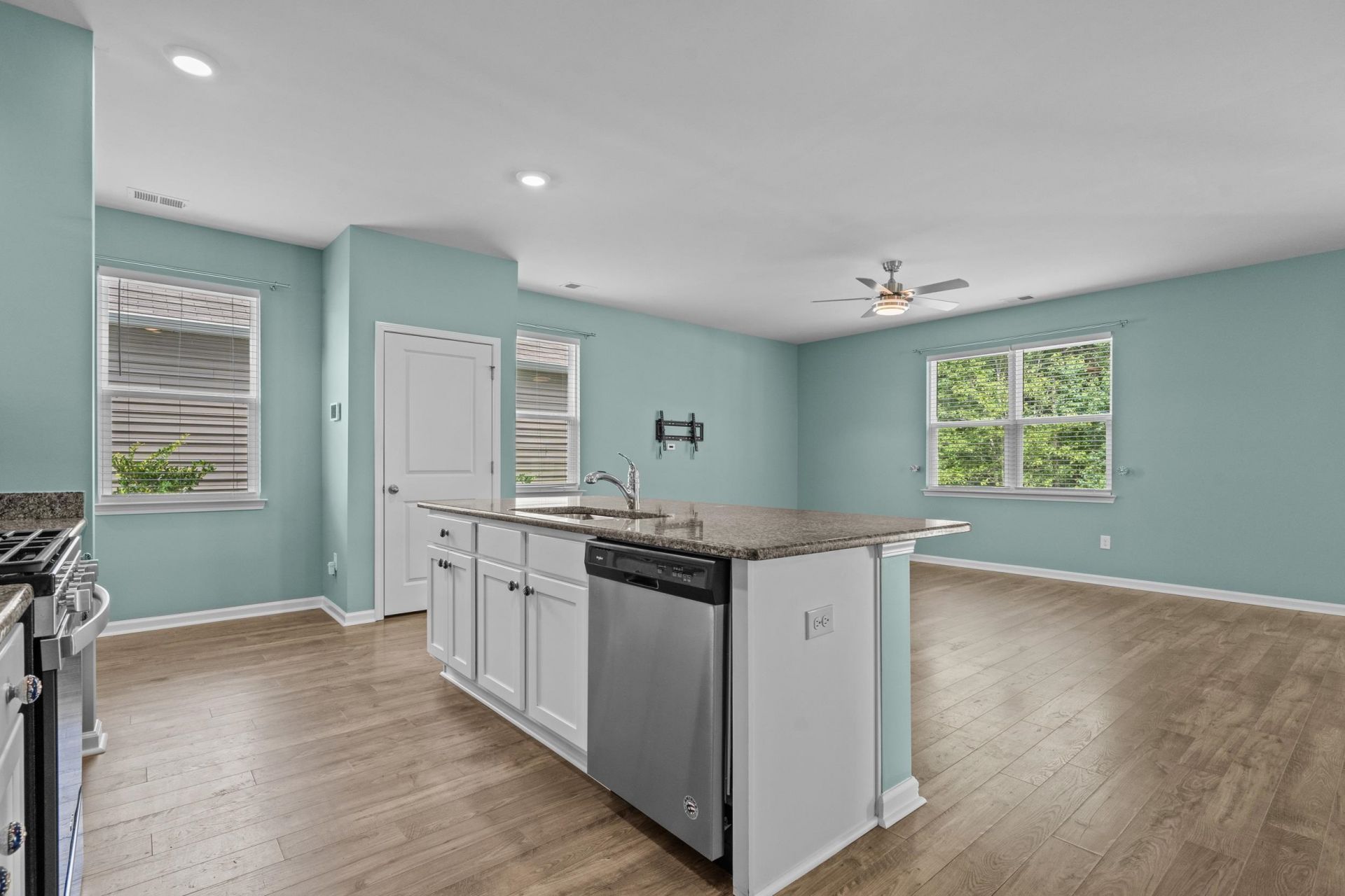 380 Emery Oak Dr.  Photo 28