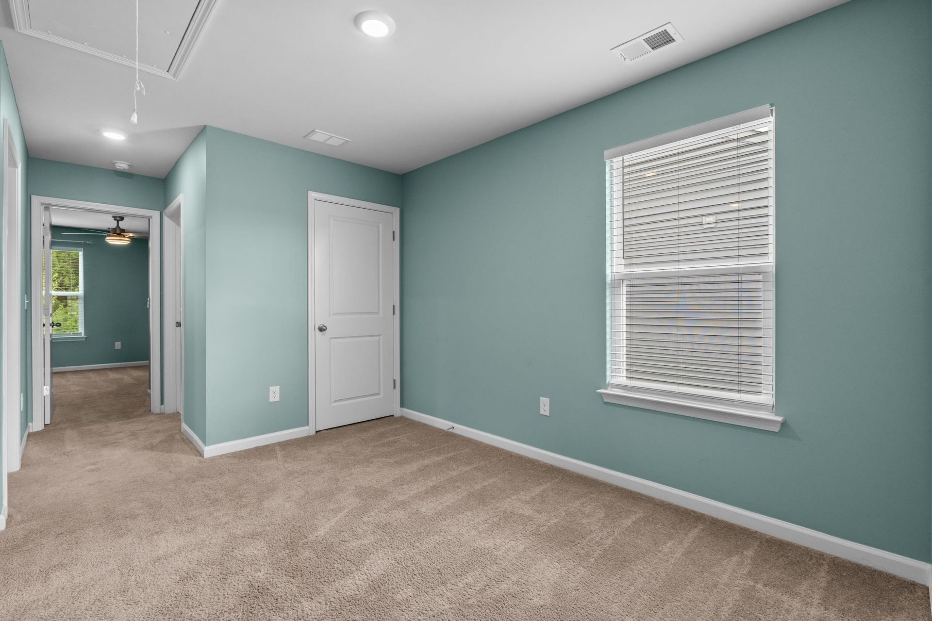 380 Emery Oak Dr.  Photo 33