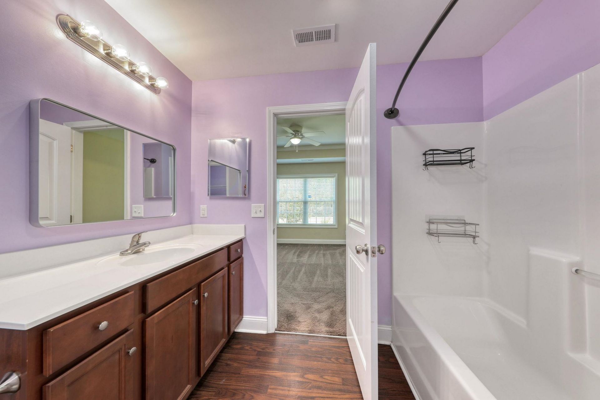 297 Weyburn St. Photo 22