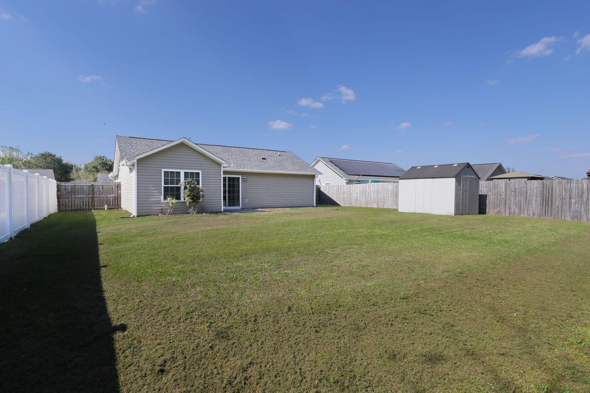 297 Weyburn St. Photo 31