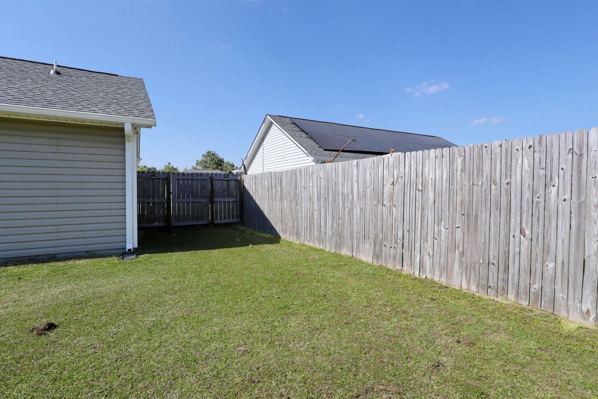 297 Weyburn St. Photo 35