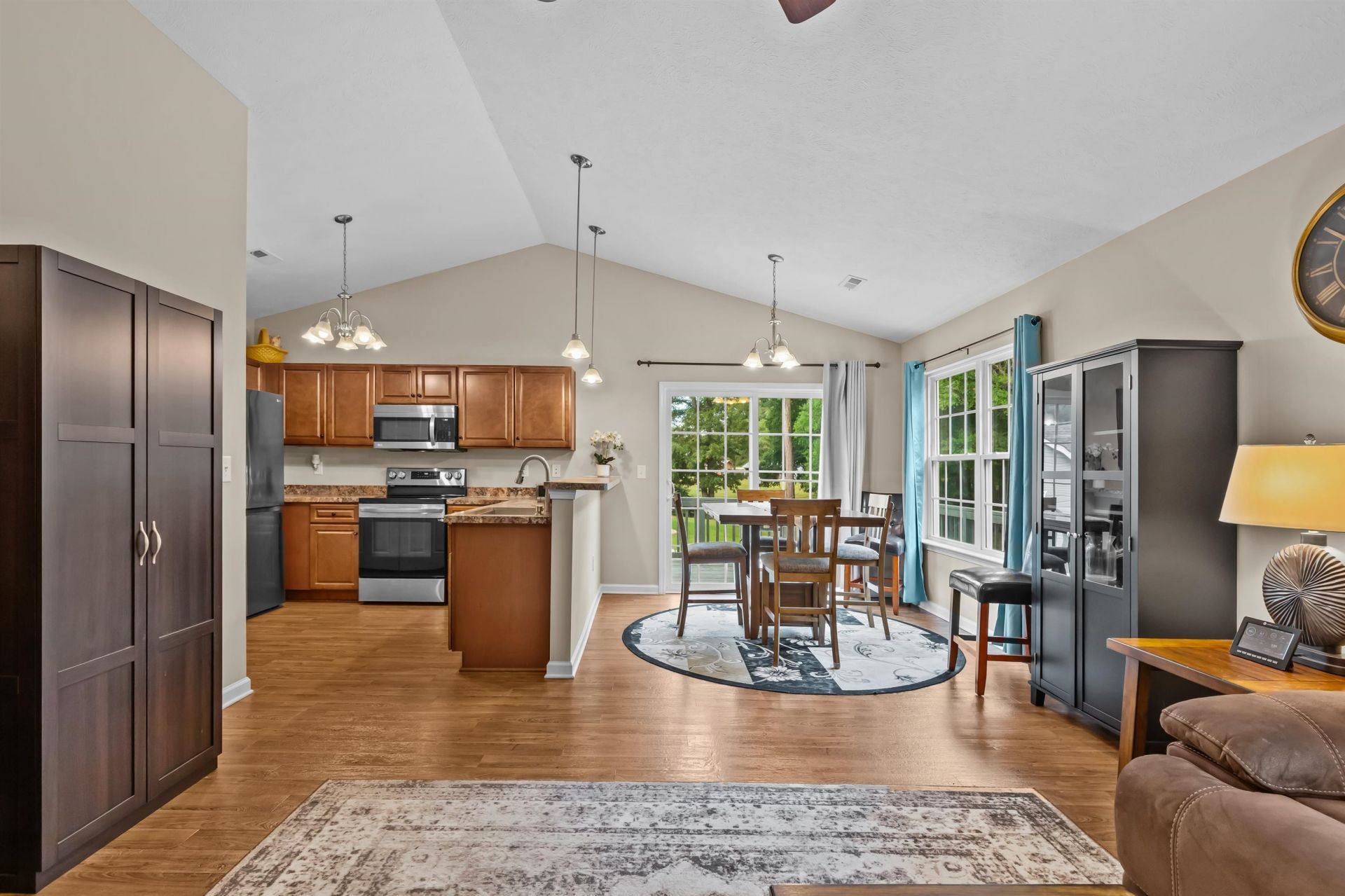 2452 Summerhaven Loop Photo 10