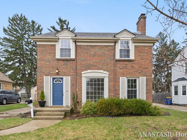 870 Mayhew Wood Drive SE, Grand Rapids, MI 49507