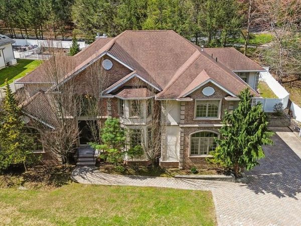 14 O Shaughnessy Lane, CLOSTER, NJ 07624