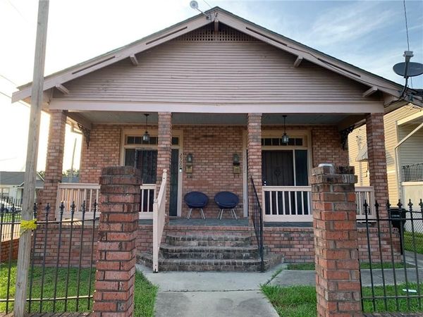 2502 MONROE Street , New Orleans, LA 70118