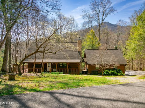 3849 Saddle Brook Way, Sevierville, TN 37862