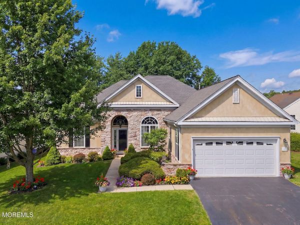 65 Mission Way, Barnegat, NJ 08005