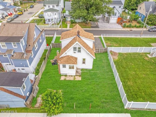 46 Woodland Avenue, Keansburg, NJ 07734